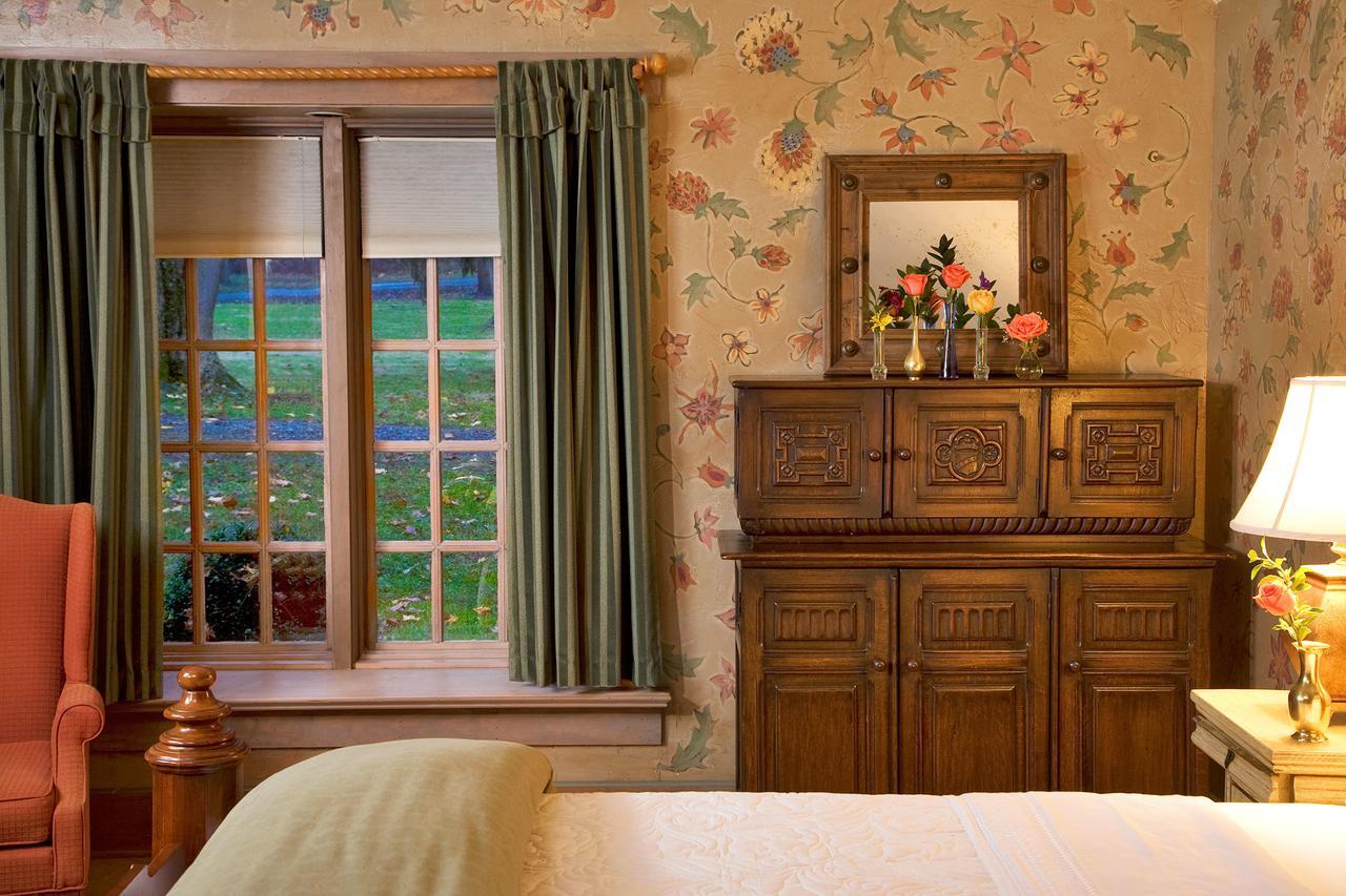 찰스 타운 힐브룩 인 앤 스파 비앤비 - 성인 전용 B&B 외부 사진